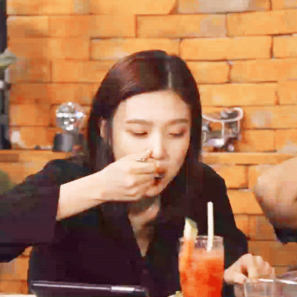 똠양꿍을 처음먹어본 조이의반응 | 인스티즈