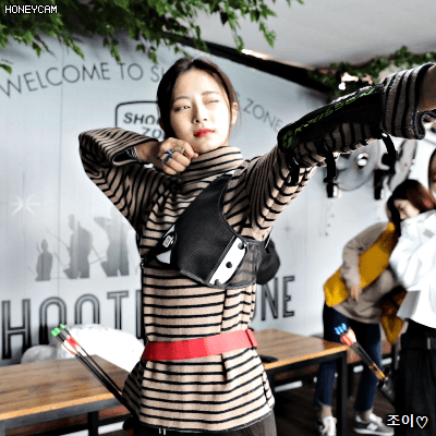 양궁 연습하는 쯔위.gif | 인스티즈