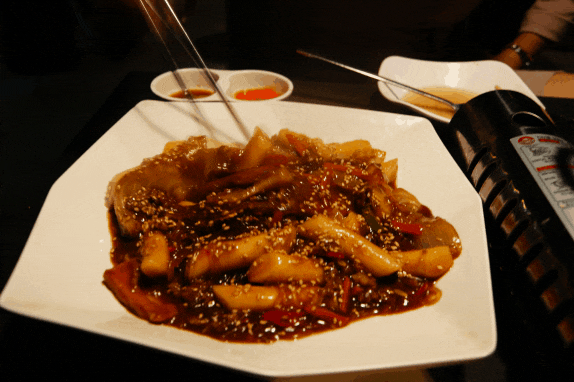 한국 스타일! 달콤짭쪼름 궁중떡볶이 gifjpg | 인스티즈