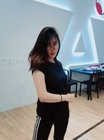 춤추는 오하영.gif | 인스티즈