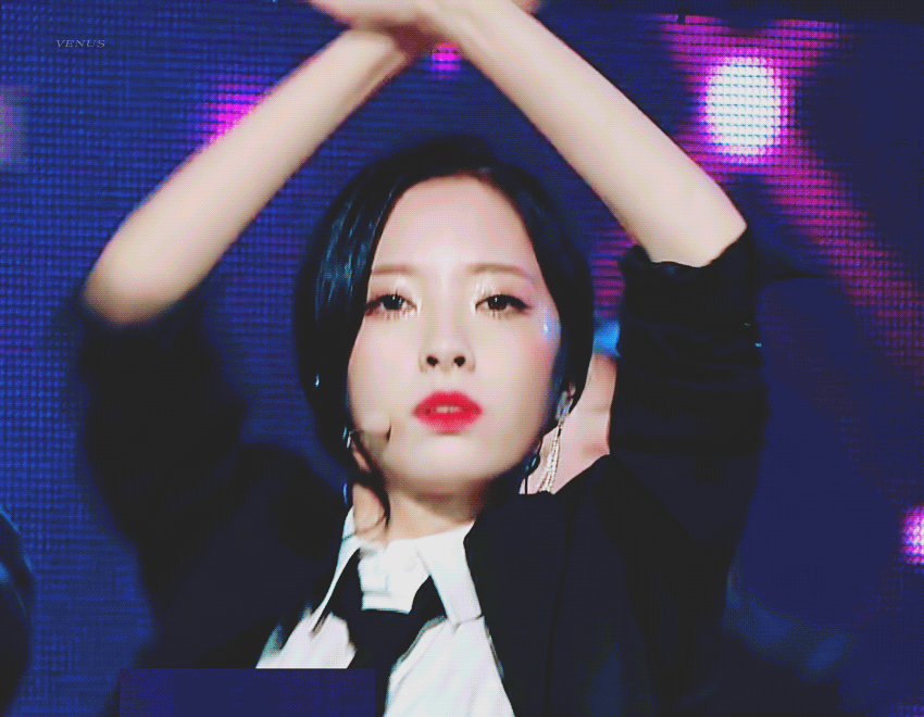 의외로 섹시한 우주소녀 보나.gif | 인스티즈