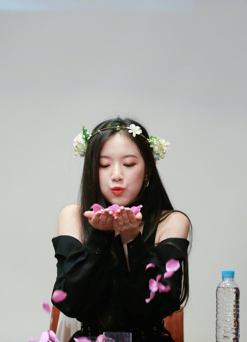 (여자)아이들의 비쥬얼담당 백설공주 슈화.jpgif (311장) | 인스티즈