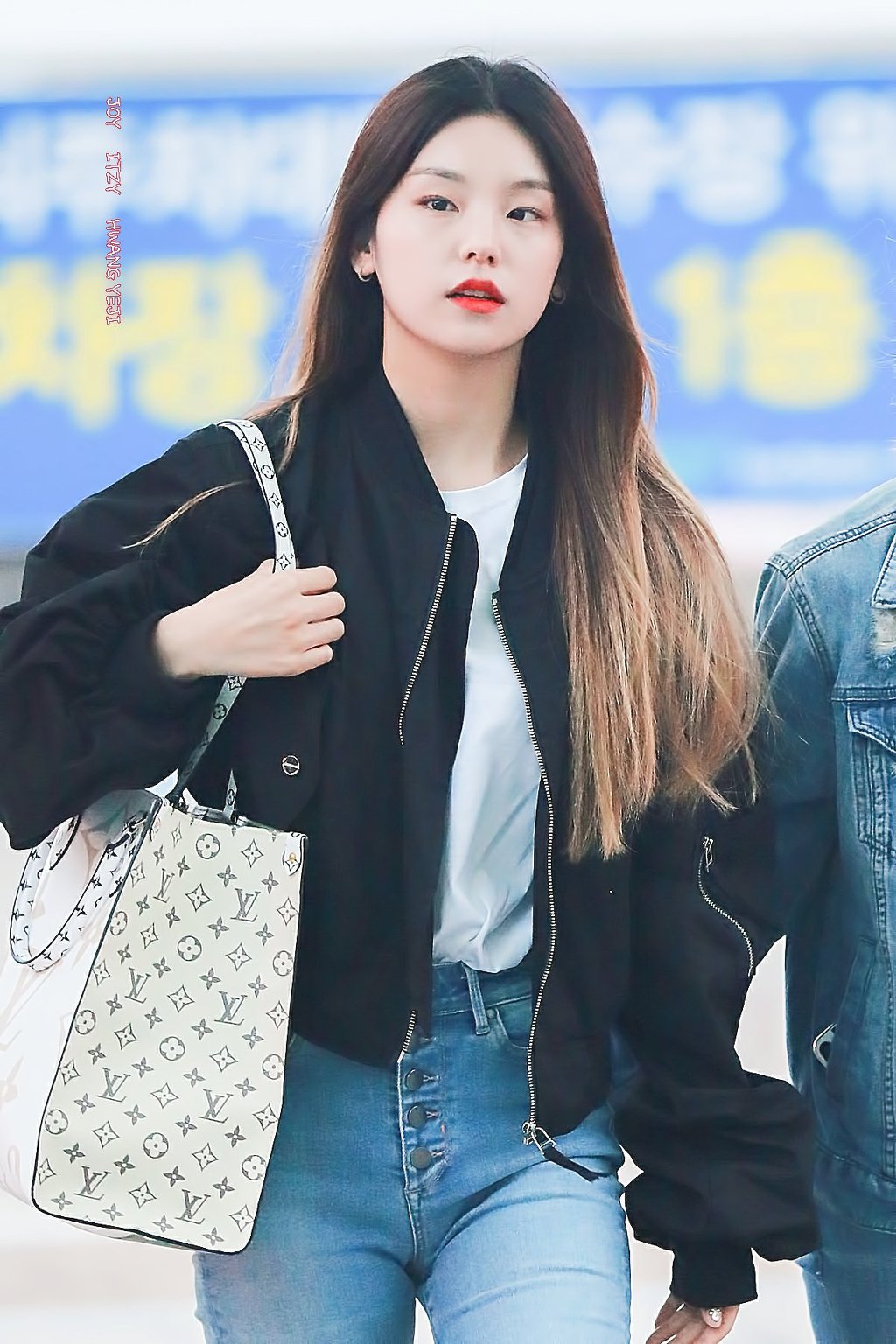 솔직히 좀 귀여운 ITZY 예지.jpgif | 인스티즈