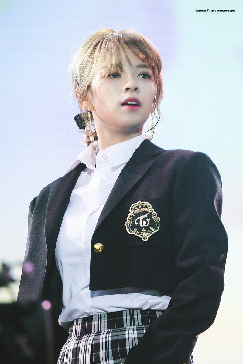 분위기있는 트와이스 정연.jpg | 인스티즈