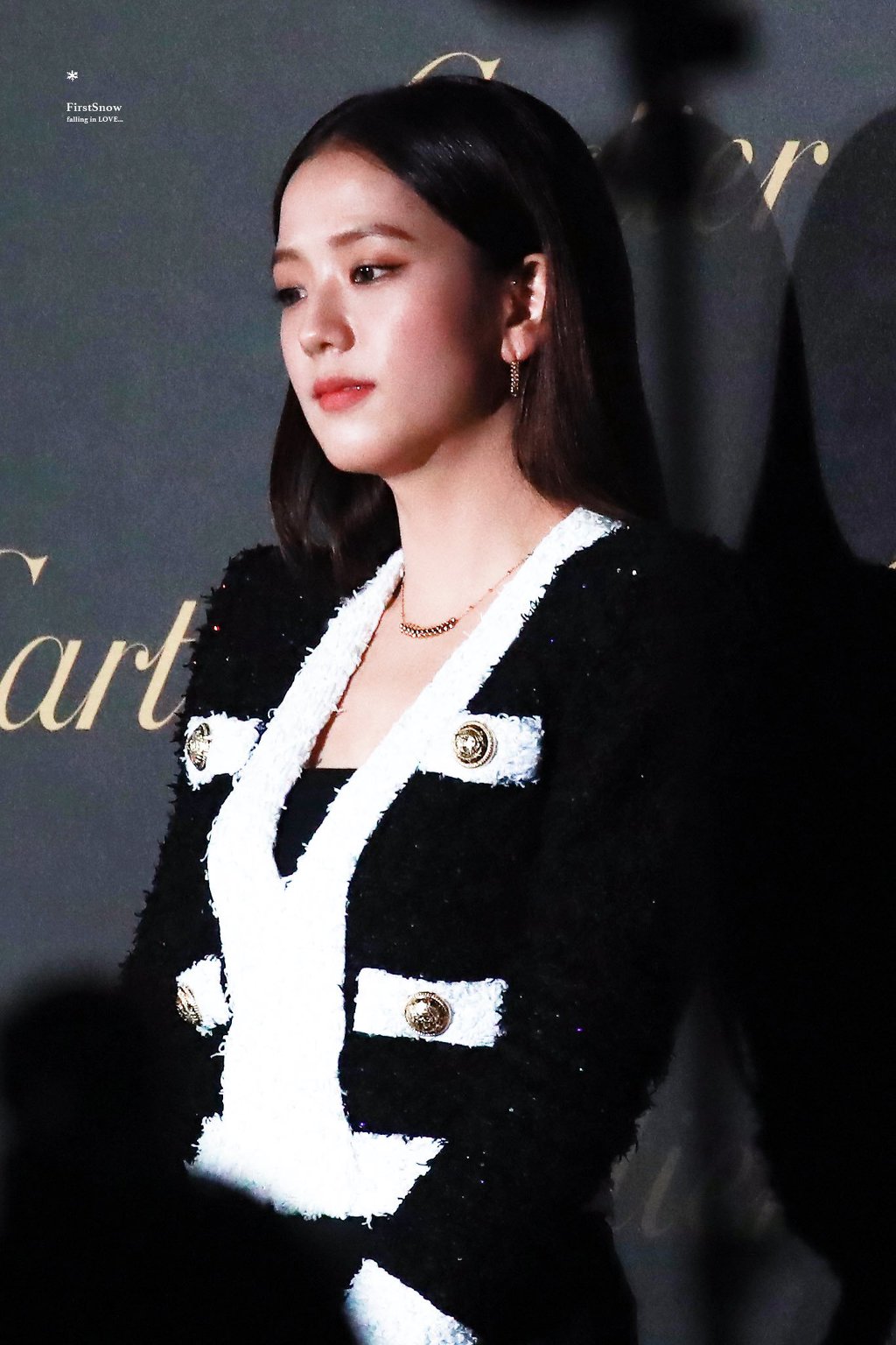까르띠에 행사 참석한 블랙핑크 지수.jpgif | 인스티즈