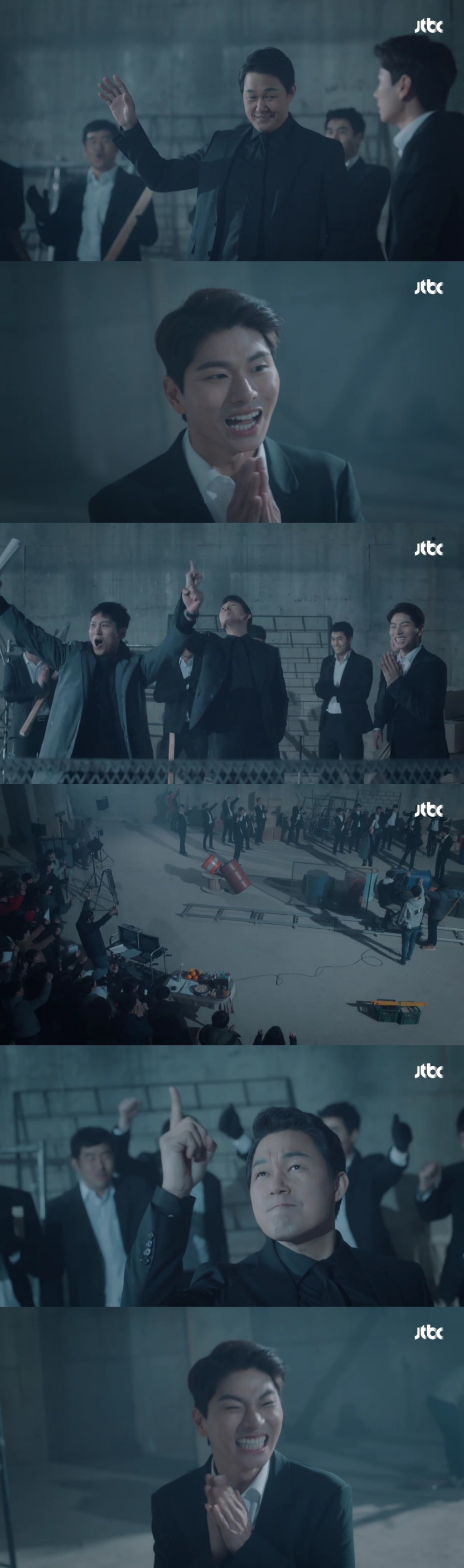 [으라차차와이키키] 손짓으로 말하는 박성웅 | 인스티즈