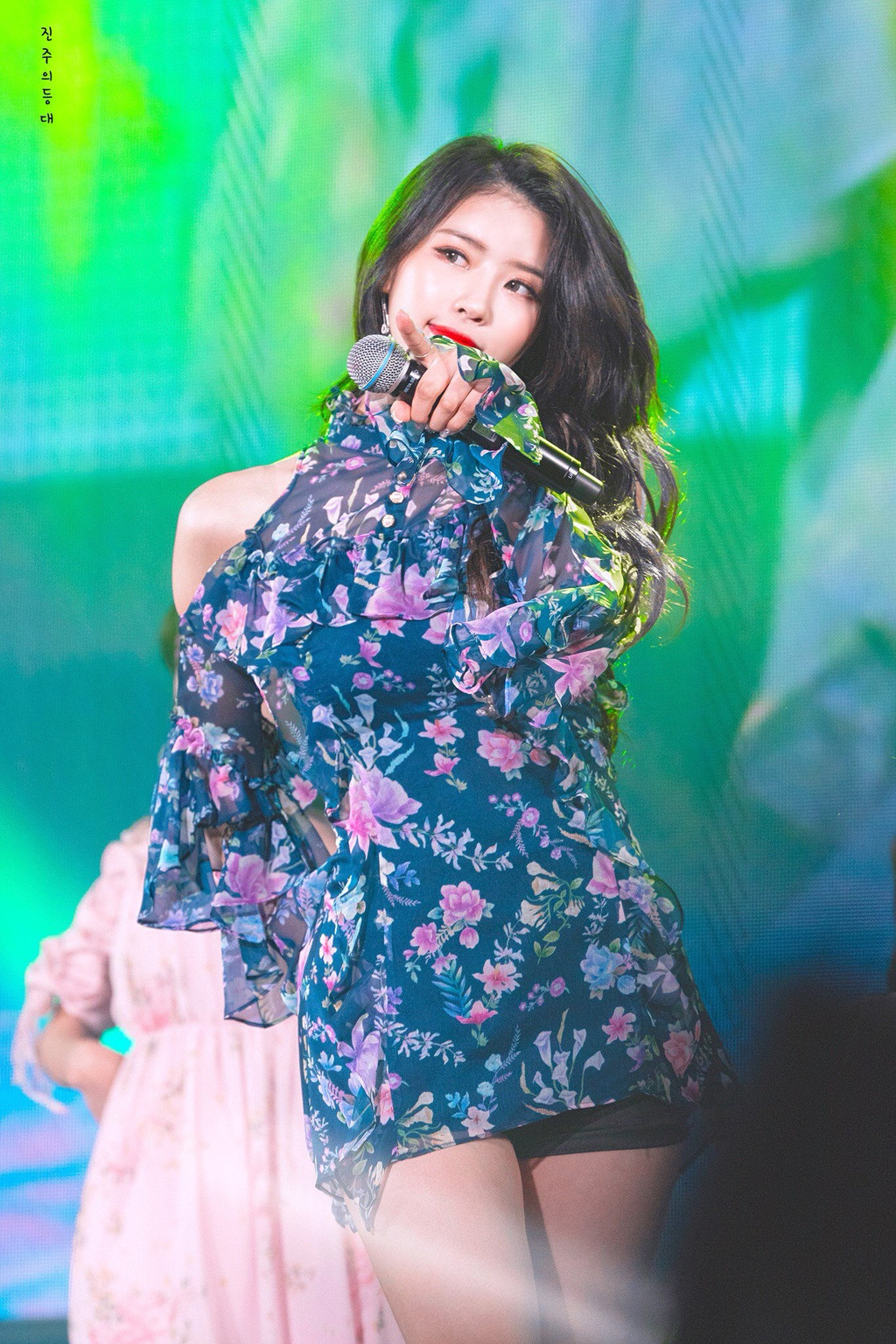 [러블리즈] 아침 밥도 먹었으니 양치질 하러 갈거라서 미주 | 인스티즈