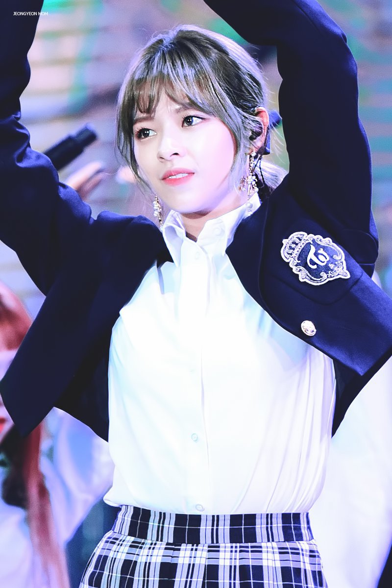 분위기있는 트와이스 정연.jpg | 인스티즈