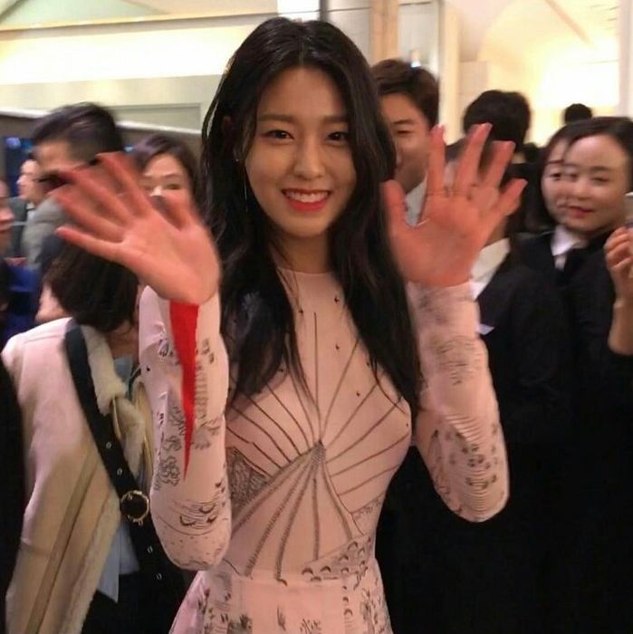 실물과 가깝게 찍혔다는 보정 1도 안한 비주얼갑 여자 아이돌 6인.jpg | 인스티즈