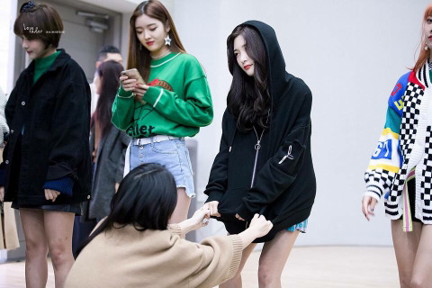 노량진하려고 공부까지 왔으면 핵미모나 하시지? | 인스티즈