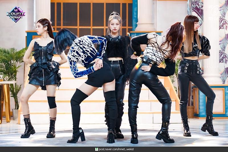 오늘자 엠카운트다운 1위 ITZY 있지 | 인스티즈