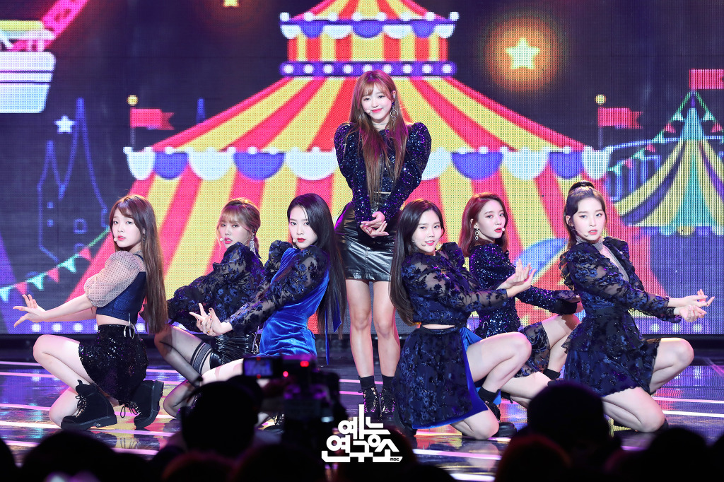 오마이걸 음악중심 현장포토.jpg | 인스티즈