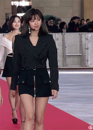 오늘 AAA 트와이스 사나 정연.gif | 인스티즈