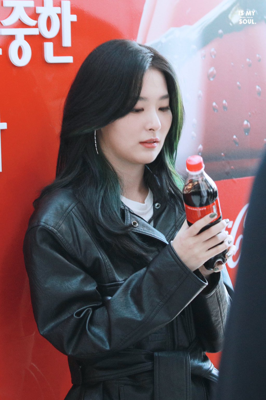 200118 레드벨벳 곰돌이 슬기 x 코카 콜라 | 인스티즈