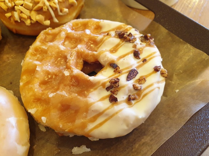 크리스피 크림 칼로리 대폭발 도넛..jpg | 인스티즈