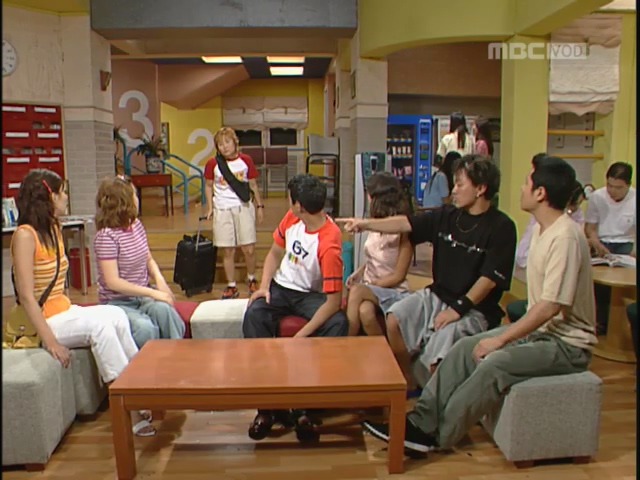 [뉴논스톱] 경림이가 기숙사를 나가서 인성이는 섭섭하단 말이야 | 인스티즈