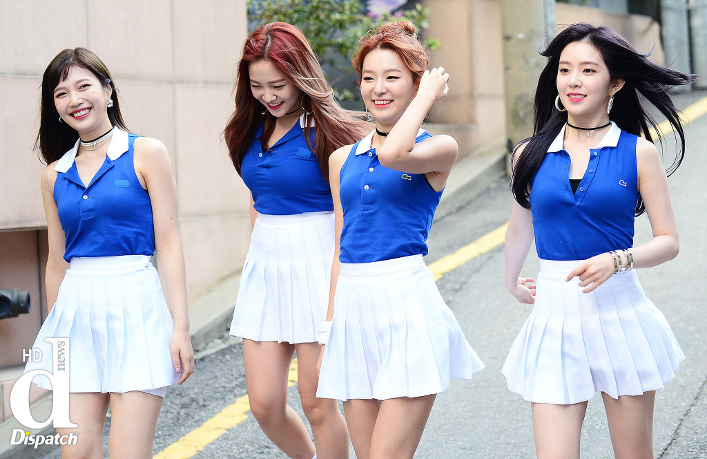 길가는데 레드벨벳이랑 이렇게 마주치면 어떡함? | 인스티즈