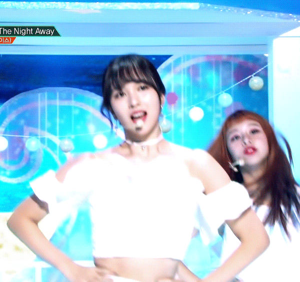 오프숄더입은 트와이스 미나.gif | 인스티즈