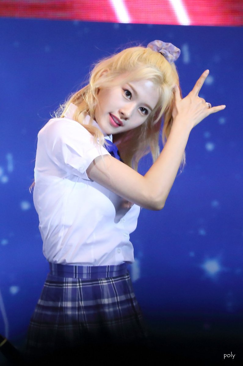 사나는 예쁘다.jpgif | 인스티즈