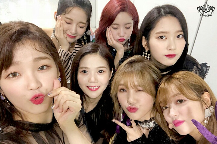 오마이걸 불꽃놀이 비하인드 사진 | 인스티즈