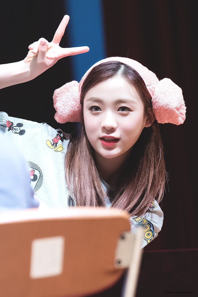 에이프릴의 막냉이 진솔이.jpg | 인스티즈