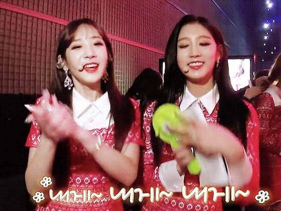 [러블리즈] 퇴근하고 맥주 마시러 갈지 커피 마시러 갈지 고민이 되서 지애 | 인스티즈