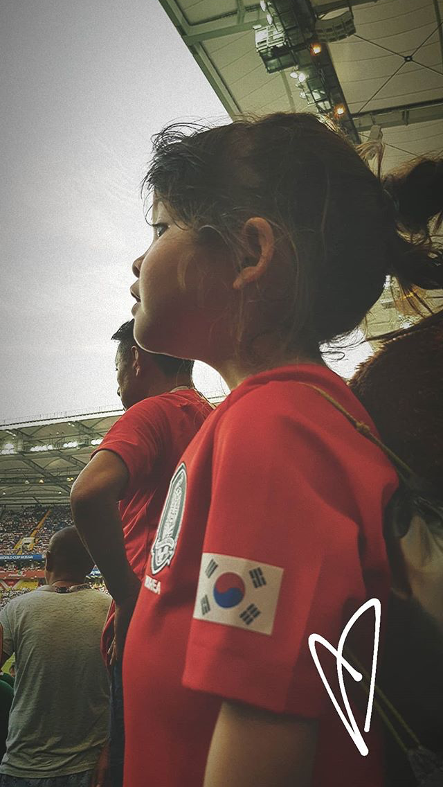 응원하는 박주호 딸 | 인스티즈