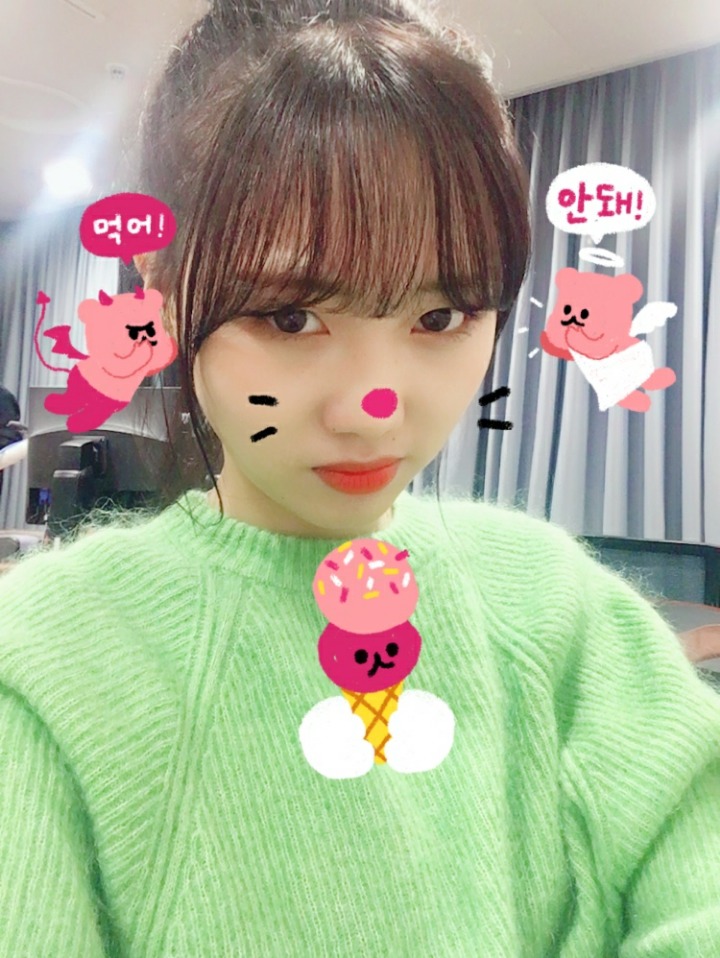 [러블리즈] 주말엔 역시 늦잠자고 아점이니까 수정이 | 인스티즈