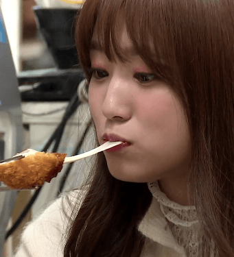 골목식당 돈까스집 시식단으로 방문한 아이즈원(+개오리).jpgif | 인스티즈