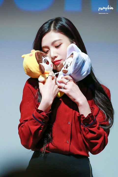 레드벨벳 조이의 반전매력 .jpgif | 인스티즈