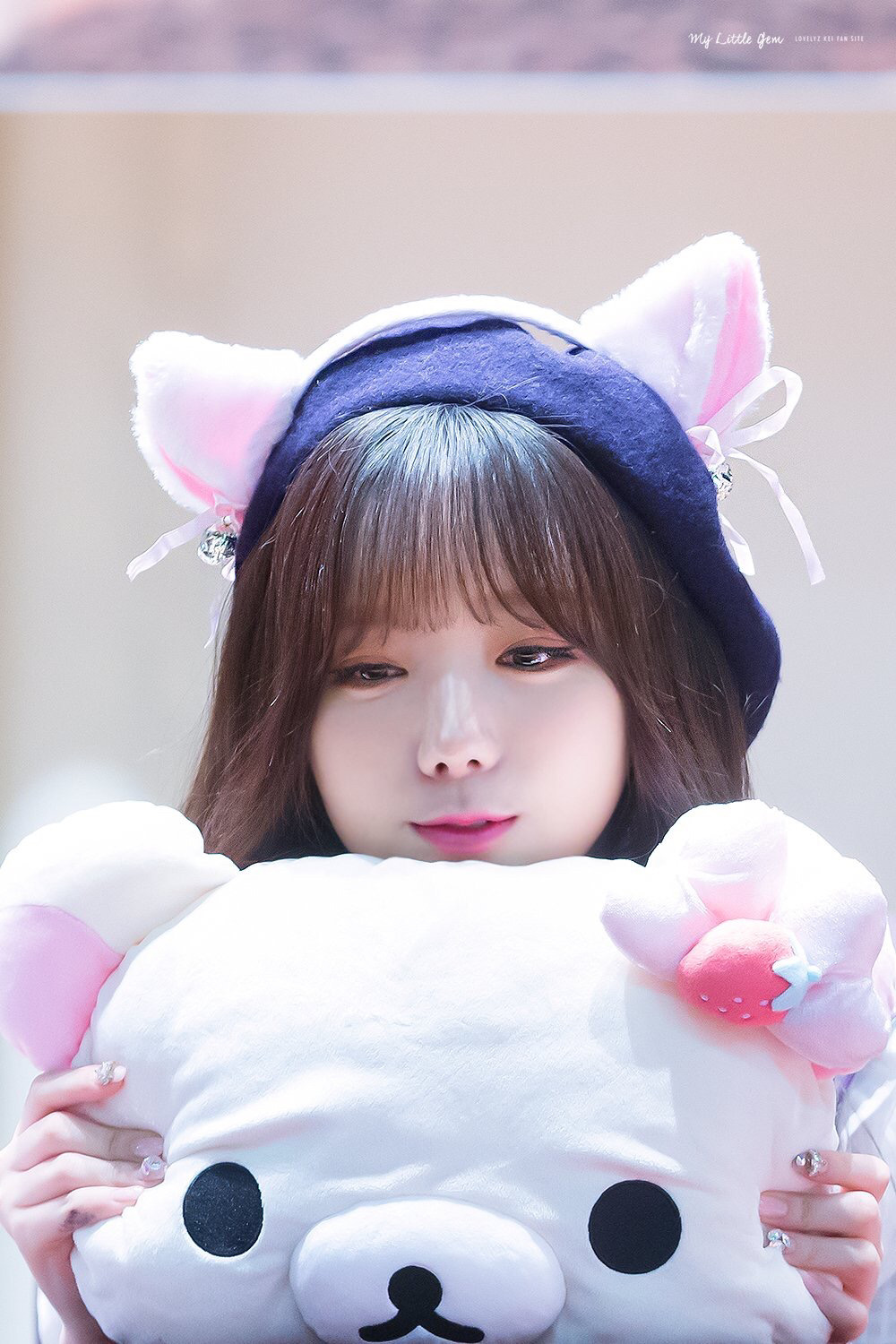 [러블리즈] 졸업하기 위해서는 보고서를 써야해서 케이 | 인스티즈
