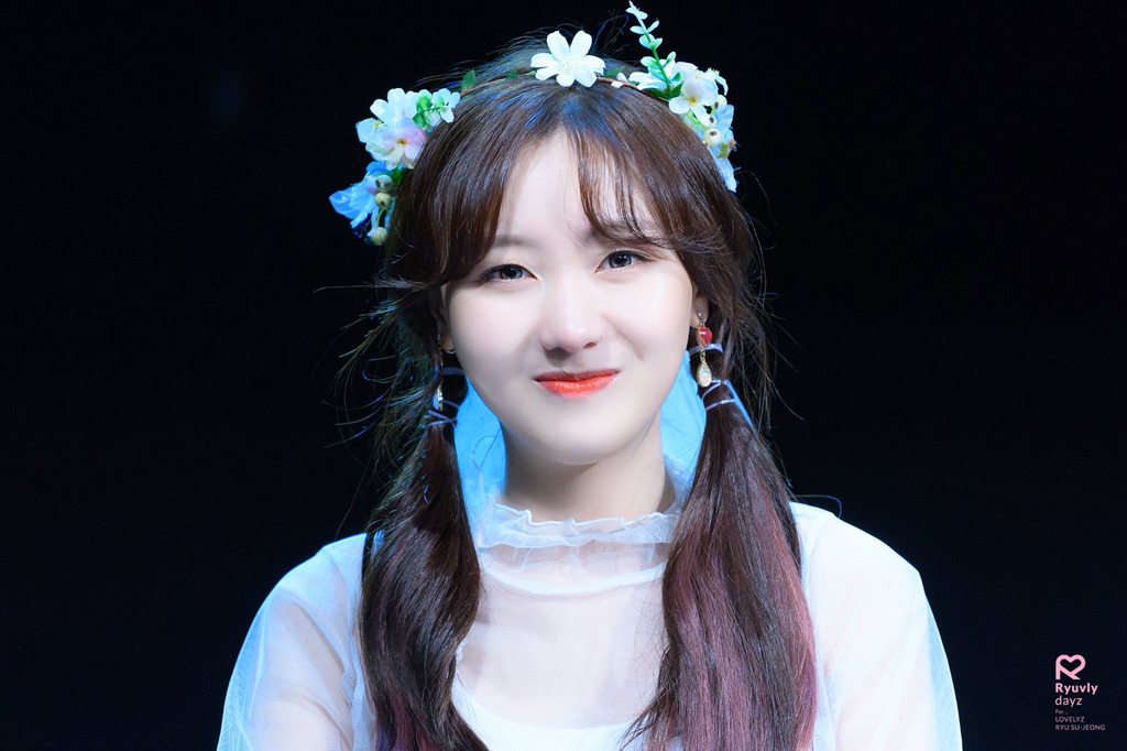 [러블리즈] 퇴근시간이 다가와서 수정이 | 인스티즈