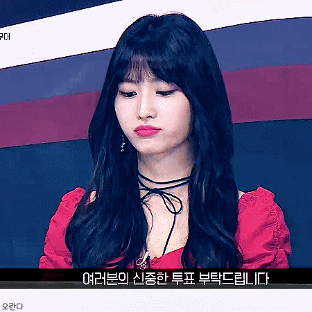 180921 댄싱하이 심사위원이 된 트와이스 모모.gif | 인스티즈