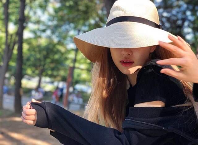 09.30 서울숲에 간 블랙핑크 로제.jpg | 인스티즈
